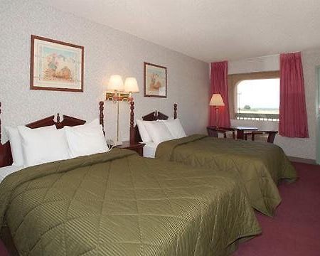 Premier Inn And Suites Erick Quarto foto