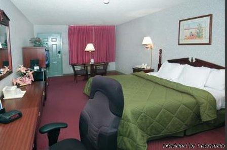 Premier Inn And Suites Erick Quarto foto